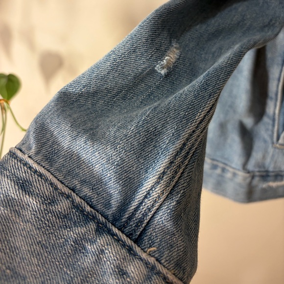 100% Cotton Old Navy Light Blue Denim Jacket - Picture 9 of 9